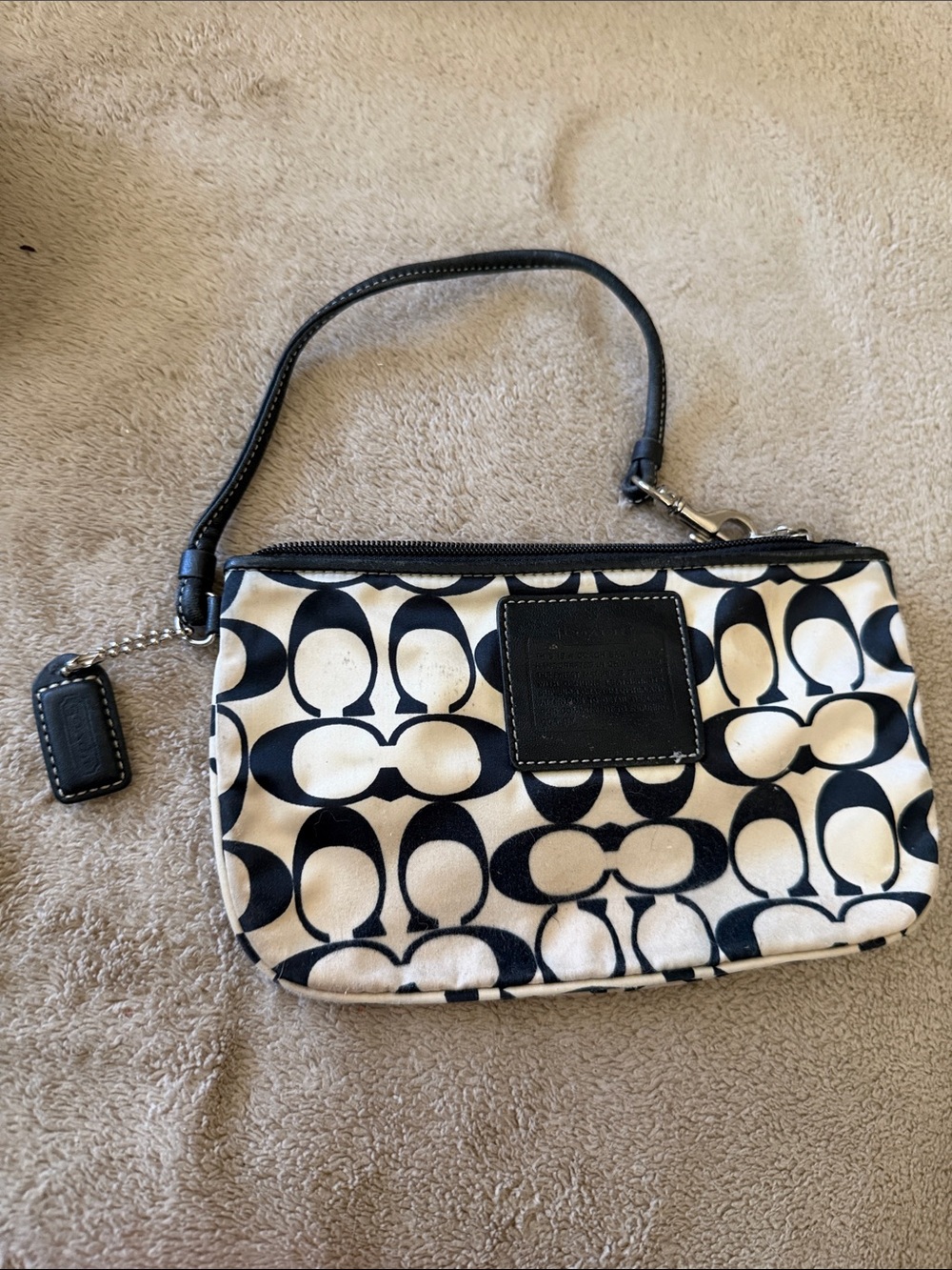 Coach vintage Black and Cream Signature Wristlet Clutch